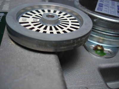 volantmoteur.JPG (178.9 Kio) Vu 14800 fois Attention HUILE2KOUDE va encore frapper !