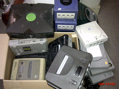 Don de consoles vidéos.