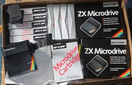 Lots_microdrives.jpg (75.08 Kio) Vu 66328 fois Lot de microdrives pour ZX Spectrum.