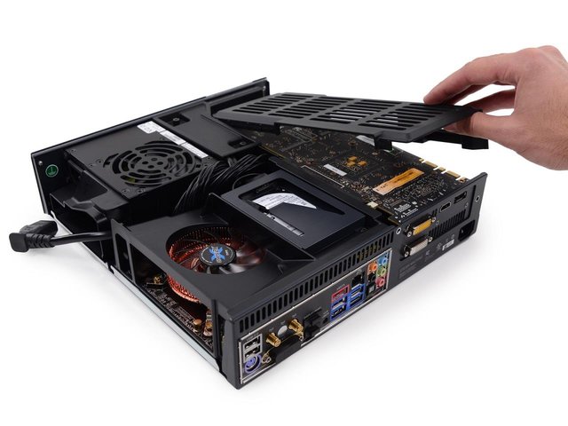 Vue de 3/4 arrière du Prototype 5 de la Steam Machine.