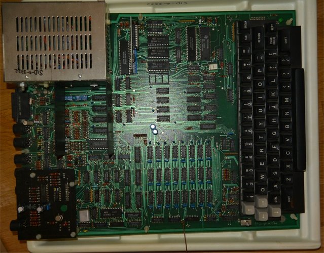 motherboard3332.jpg