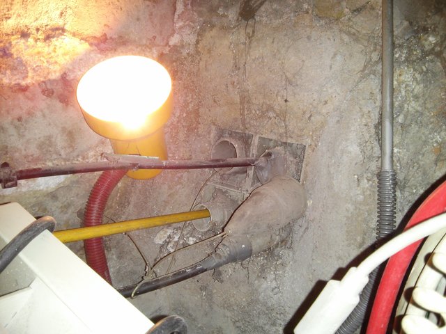 Passage de l'aiguille (en jaune - 80m) pour trouver le bon fourreau depuis le coupleur de la rue adjacente (10 rue Jacquemont, 75017 Paris).