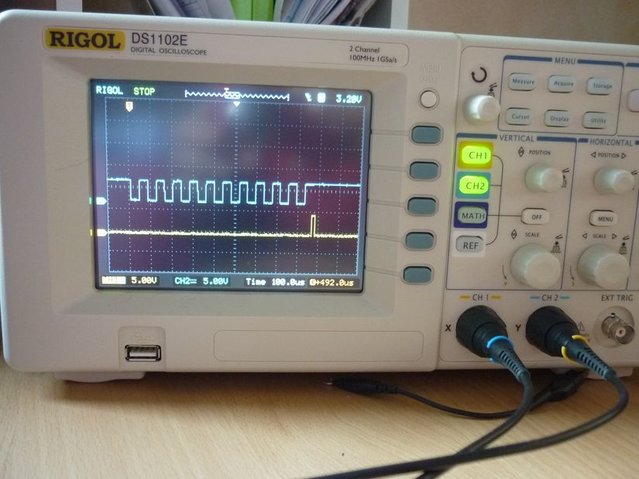 Signal STROBE.JPG