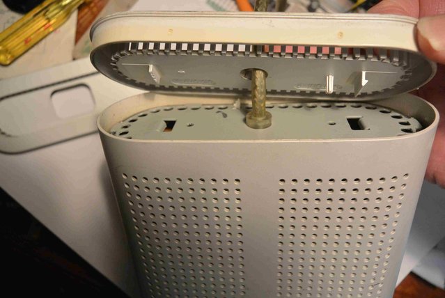 Apple M5849 - DC.JPG