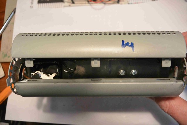 Apple M5849 - Opening.JPG