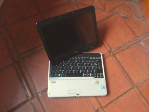 fujitsu.jpg