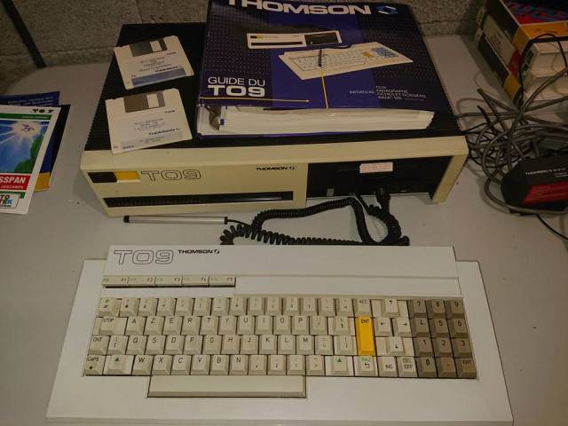 Thomson TO9.JPG